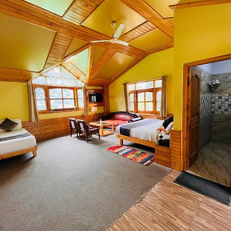 Snow Clad Riverview Hotel & Resort, Manali Ngoại thất bức ảnh