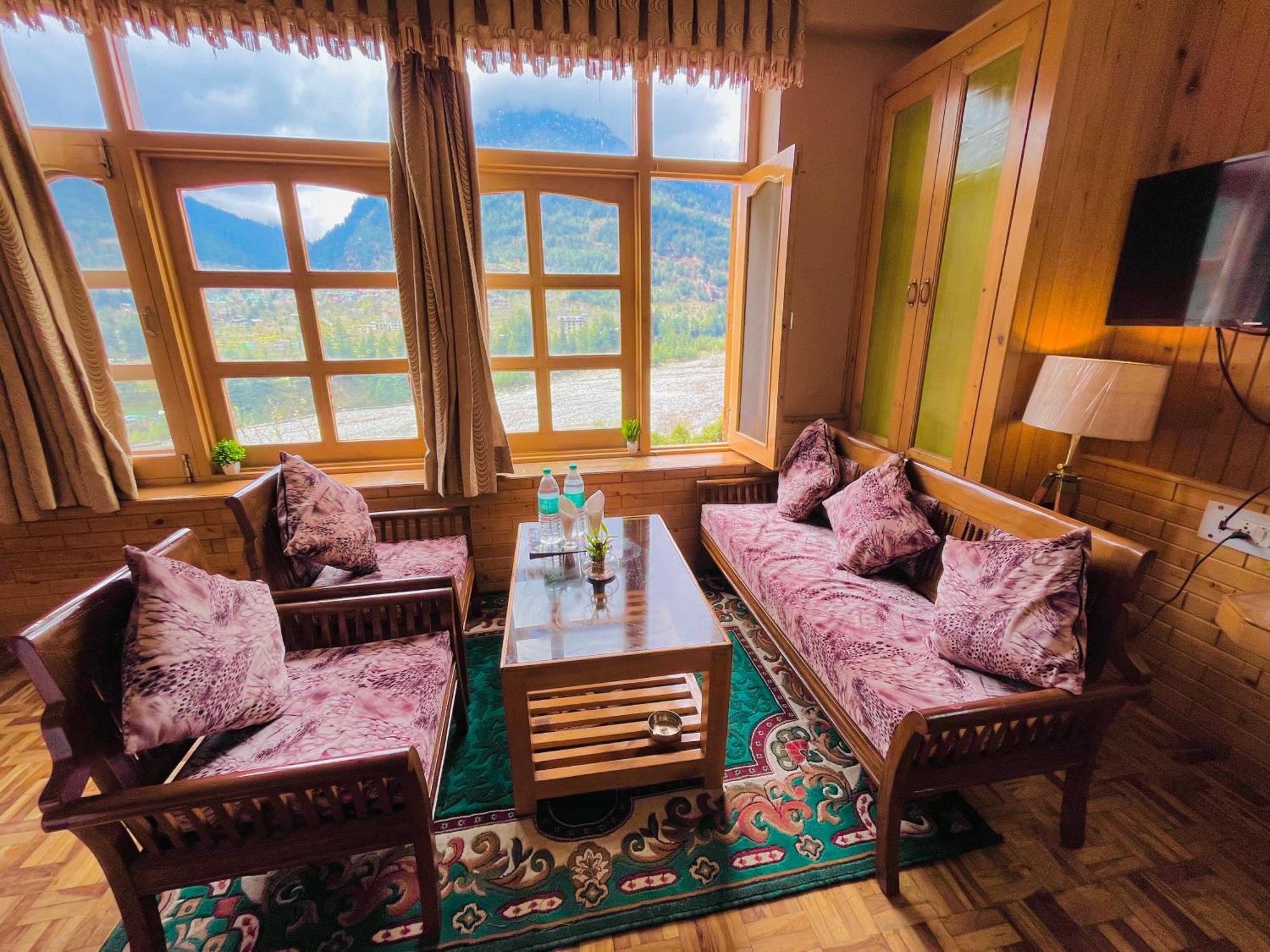 Snow Clad Riverview Hotel & Resort, Manali Ngoại thất bức ảnh