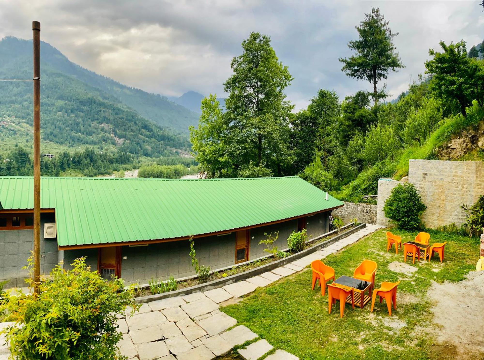 Snow Clad Riverview Hotel & Resort, Manali Ngoại thất bức ảnh