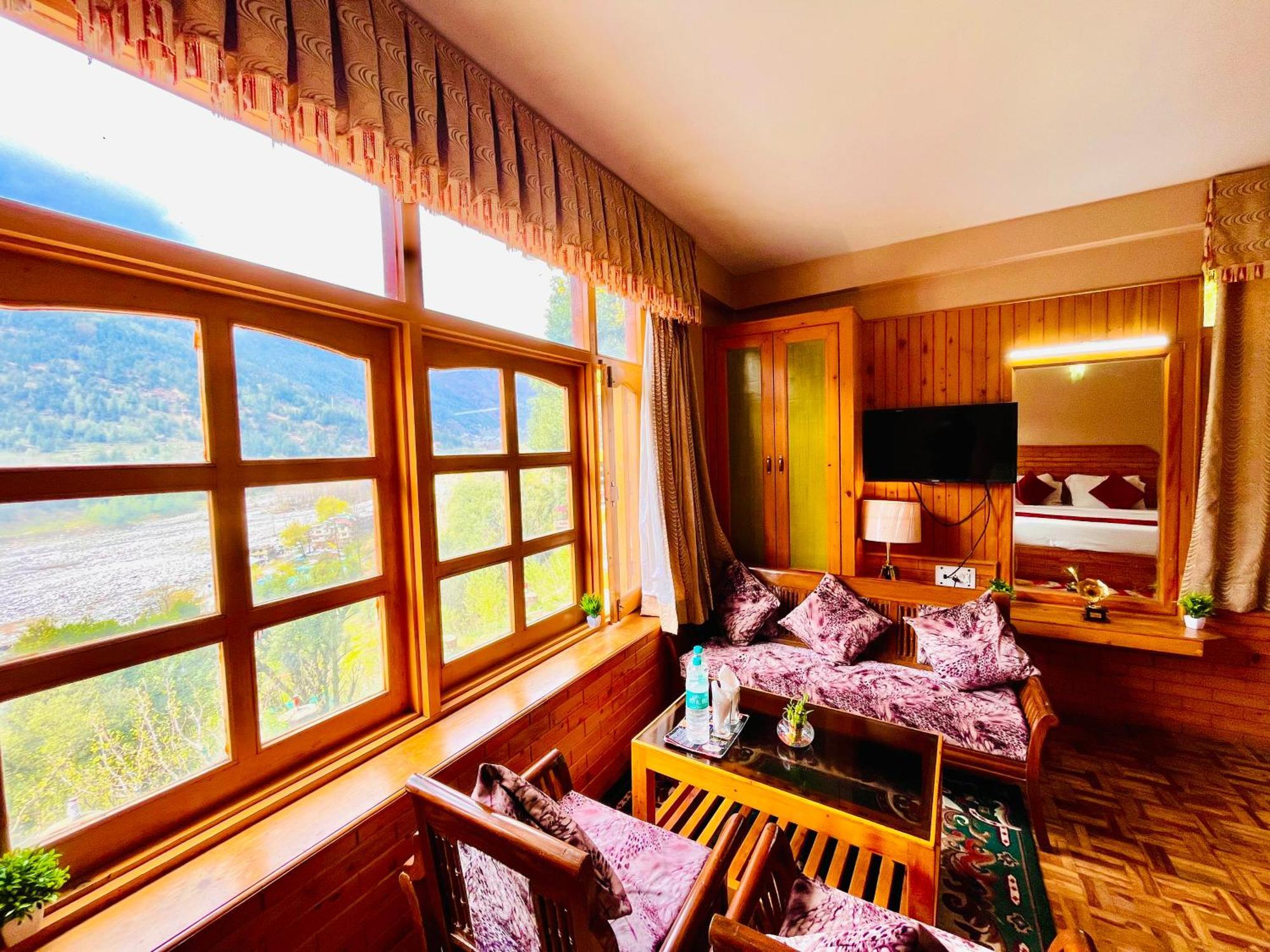 Snow Clad Riverview Hotel & Resort, Manali Ngoại thất bức ảnh