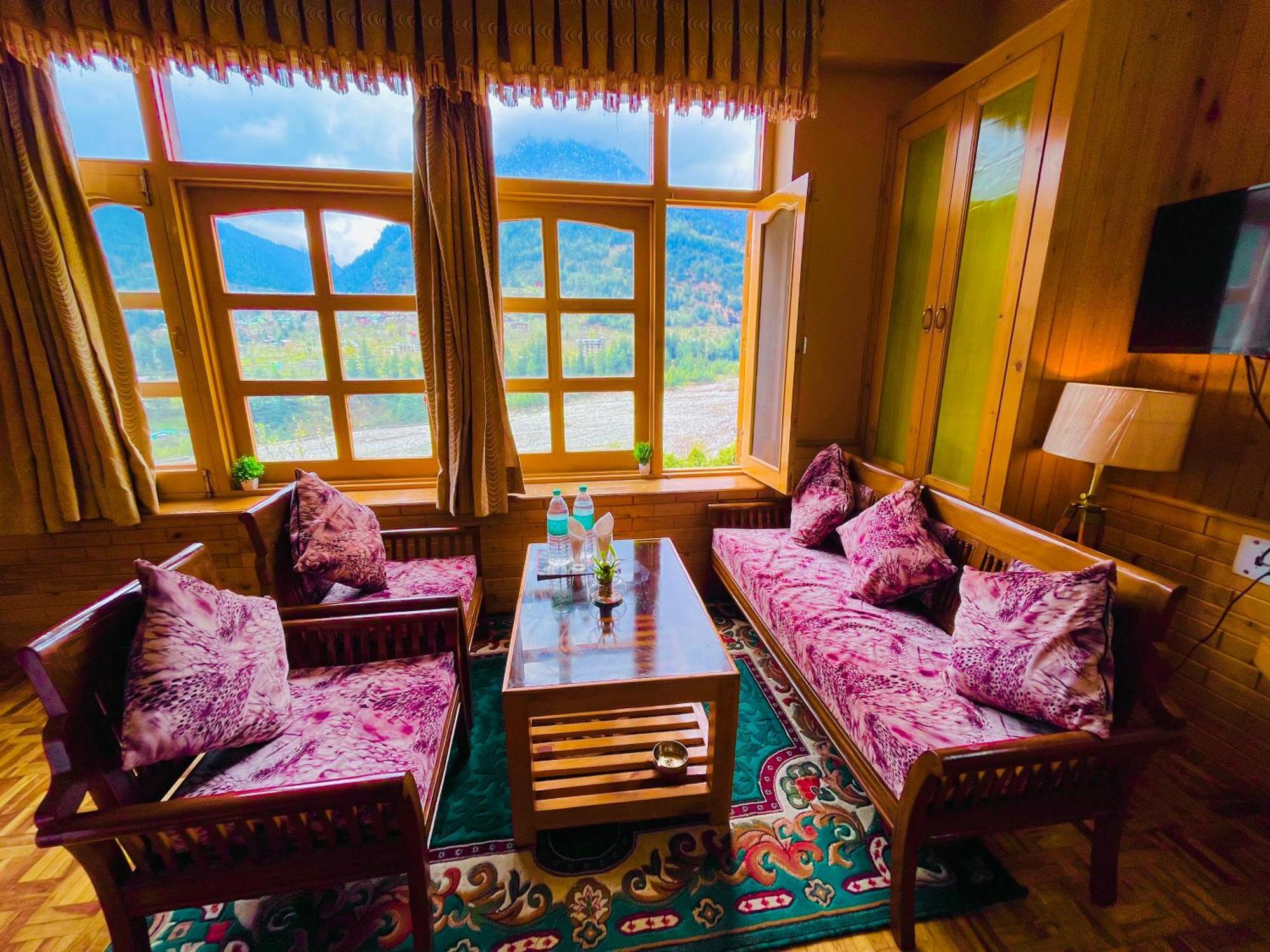 Snow Clad Riverview Hotel & Resort, Manali Ngoại thất bức ảnh
