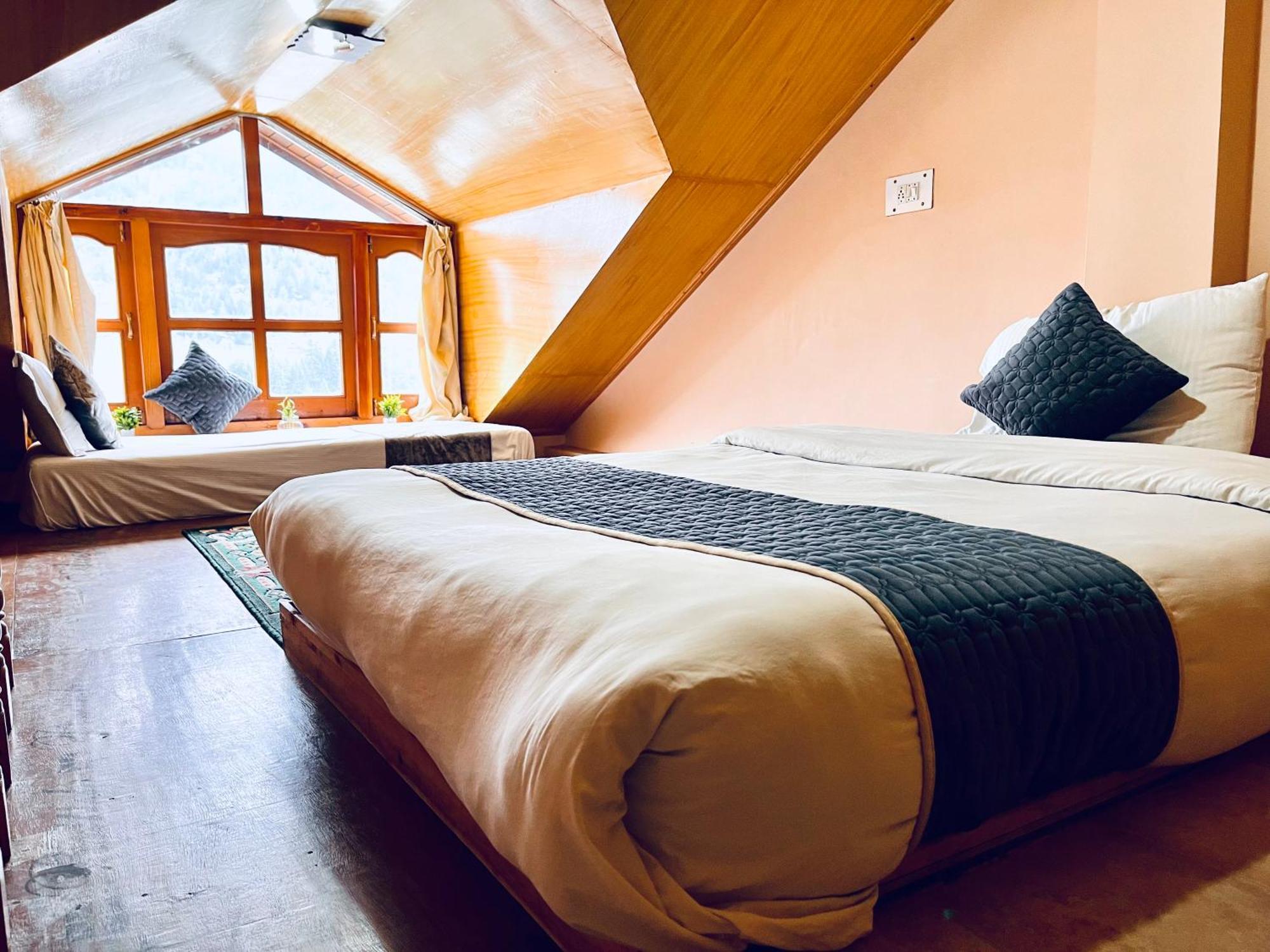 Snow Clad Riverview Hotel & Resort, Manali Ngoại thất bức ảnh