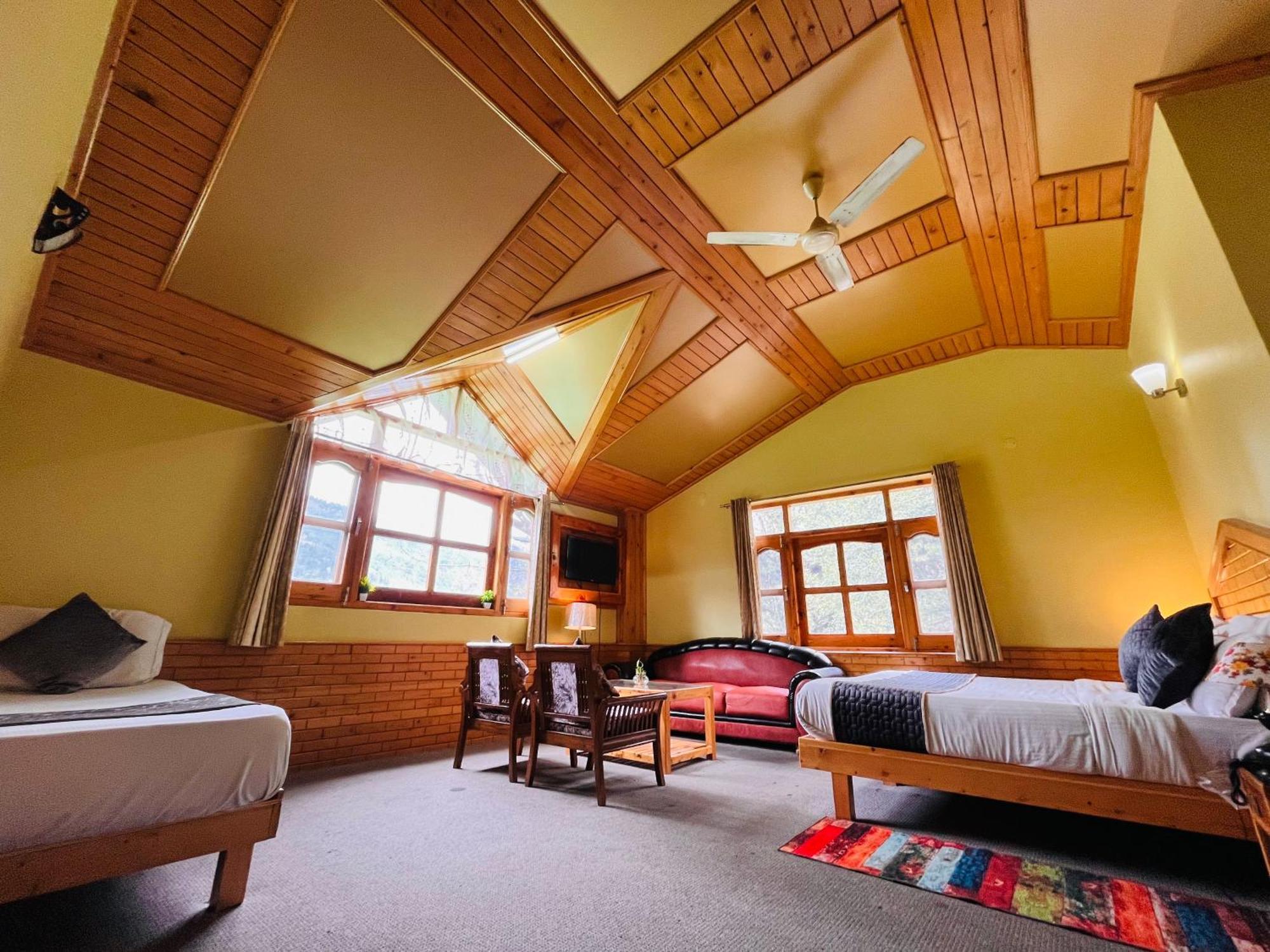 Snow Clad Riverview Hotel & Resort, Manali Ngoại thất bức ảnh