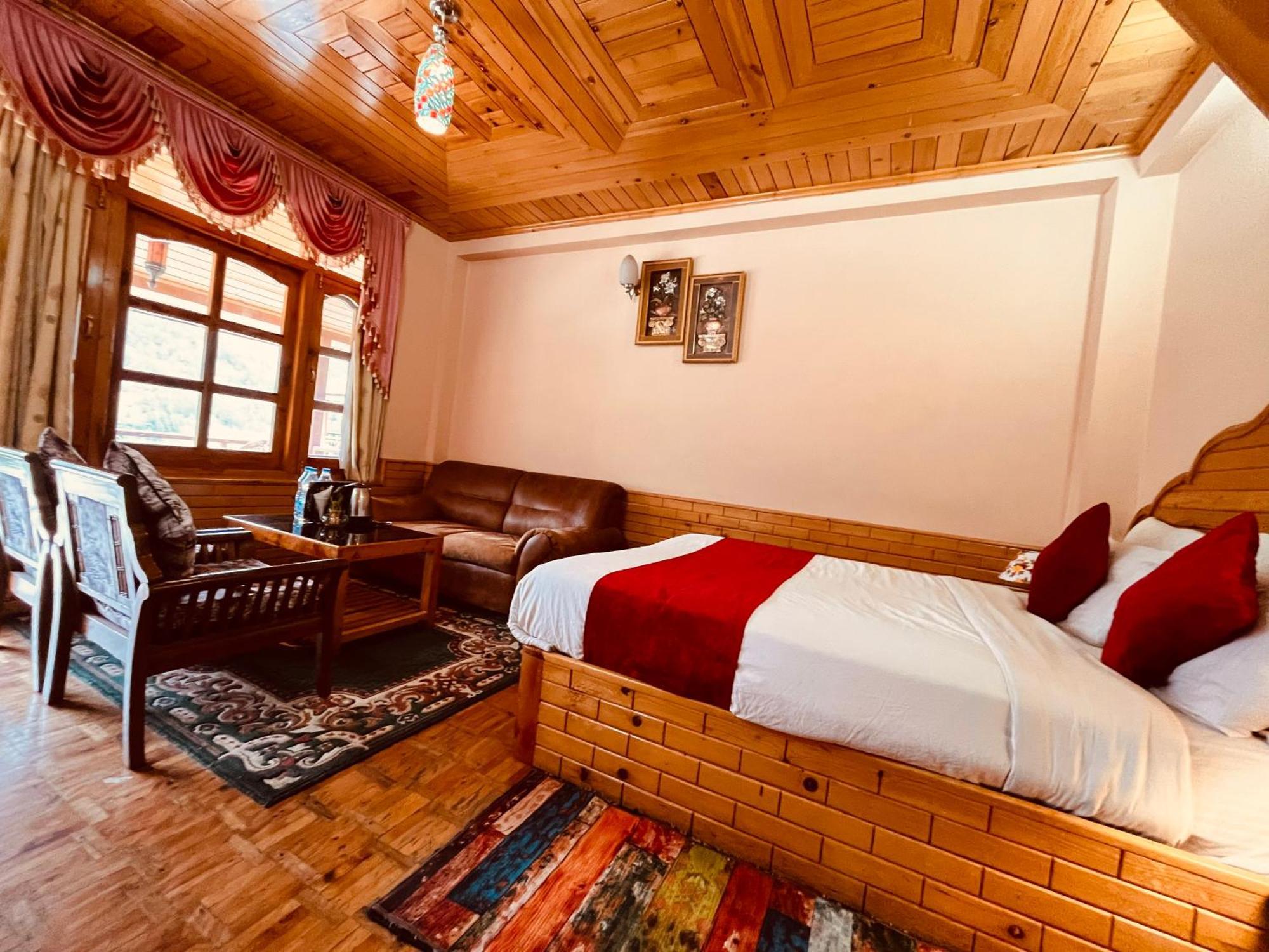 Snow Clad Riverview Hotel & Resort, Manali Ngoại thất bức ảnh