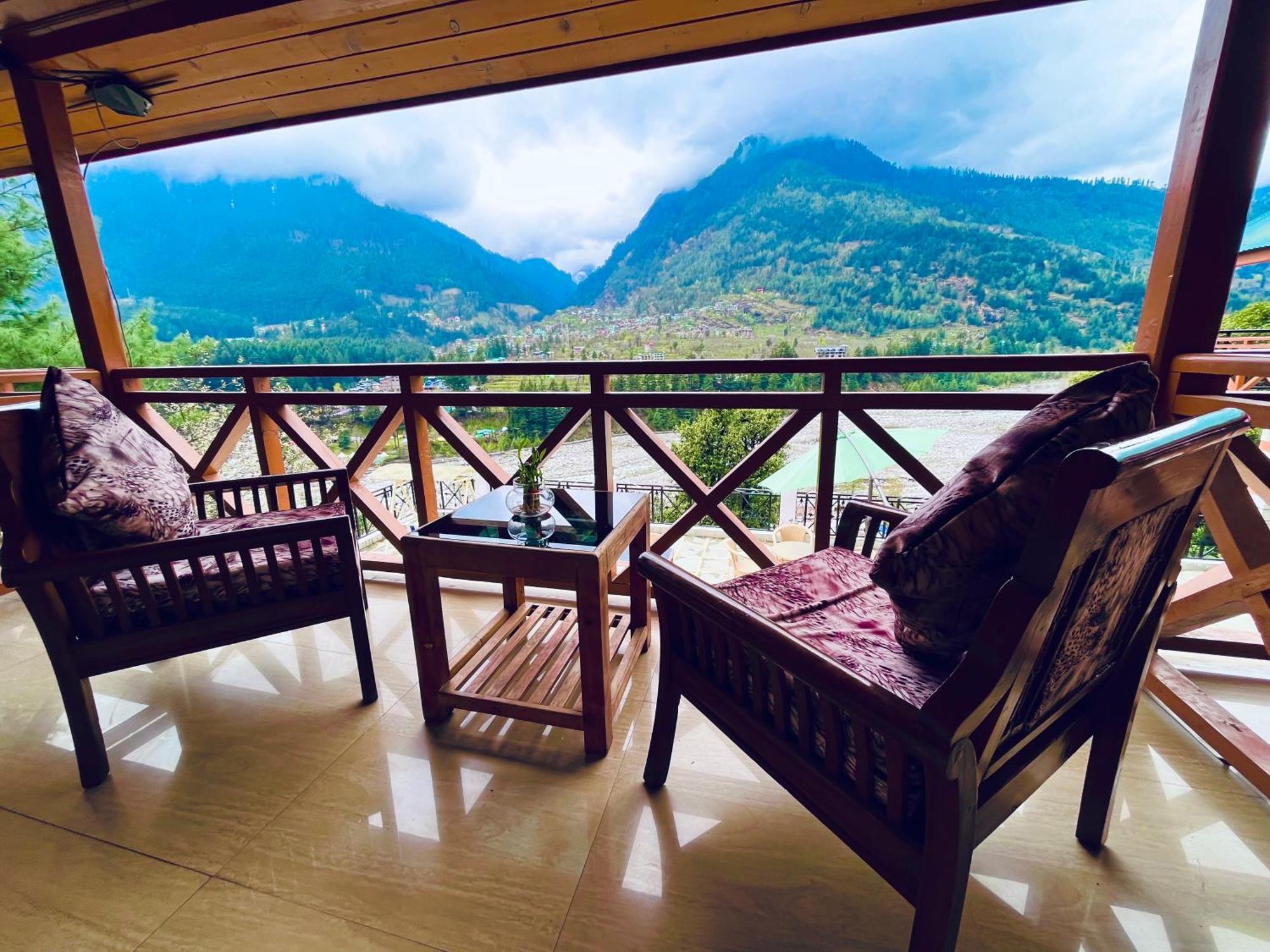 Snow Clad Riverview Hotel & Resort, Manali Ngoại thất bức ảnh