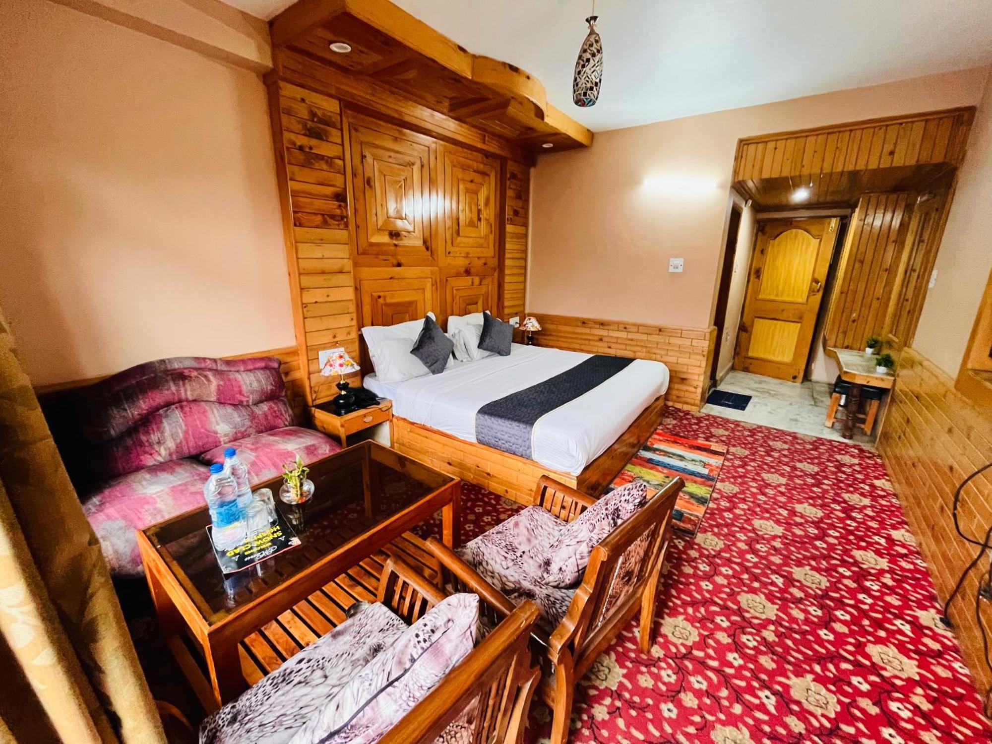 Snow Clad Riverview Hotel & Resort, Manali Ngoại thất bức ảnh